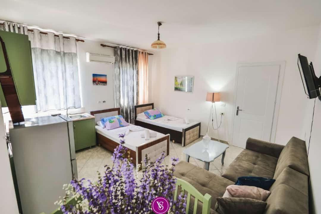 Ferienwohnung Vila Stupende Sarandë Zimmer foto