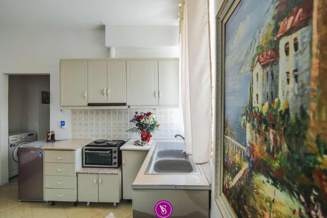 Ferienwohnung Vila Stupende Sarandë Zimmer foto