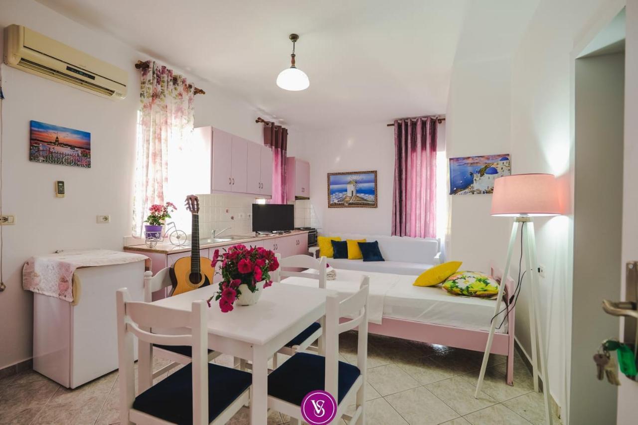 Ferienwohnung Vila Stupende Sarandë Zimmer foto
