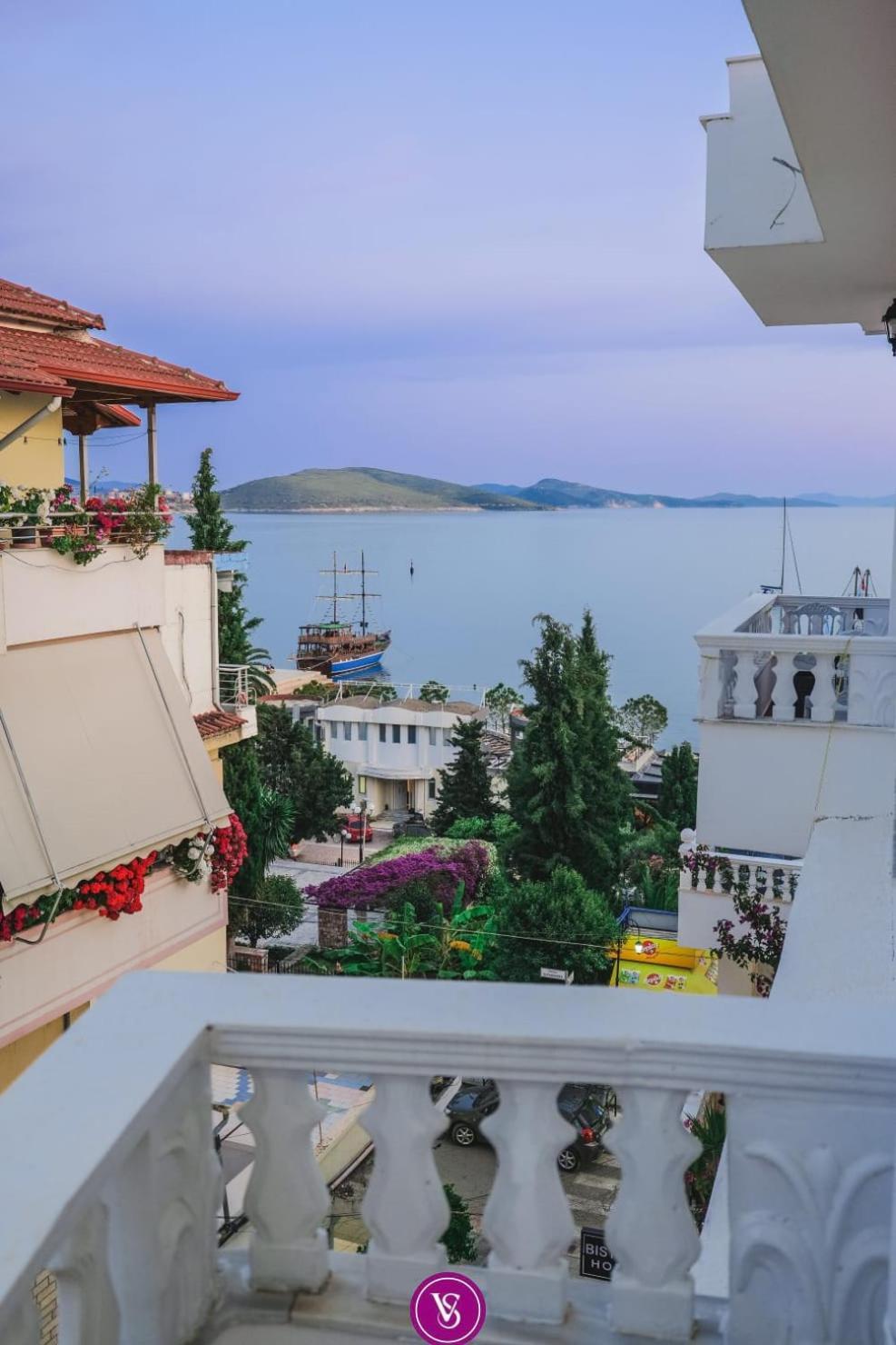 Ferienwohnung Vila Stupende Sarandë Zimmer foto