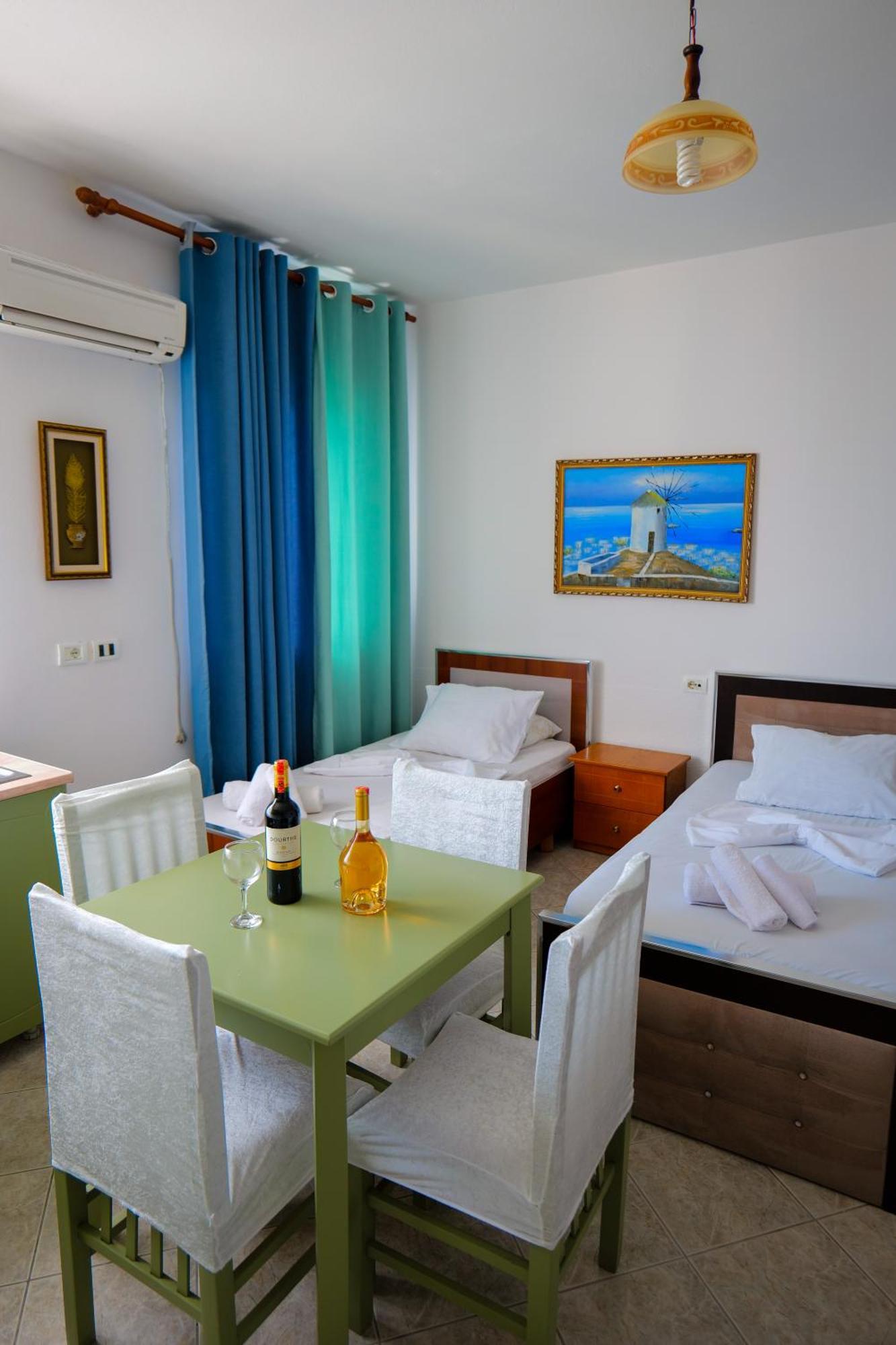 Ferienwohnung Vila Stupende Sarandë Zimmer foto